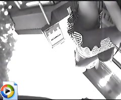 Hidden cam records black&white upskirt